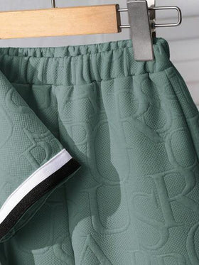 SHEIN 2 قطعة/مجموعة أطقم ملابس رياضية كاجوال للأولاد بتريم متباين على الياقة وسحاب ملابس علوية وشورت مصنوعة من القماش المحبوك