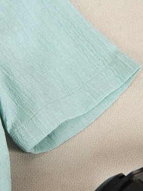 SHEIN Streecool Kids قميص كاجوال أحادي الصدر بأكمام قصيرة ذو لون سادة للأولاد الصغار