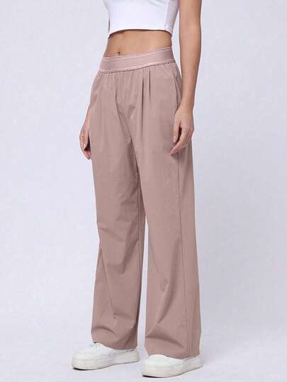 بنطلون رياضي نسائي خفيف الوزن عالي المرونة - بنطلون رياضي كاجوال سريع الجفاف مع جيوب سحاب. فضفاض ، عالي الإطالة ، قابل للتنفس وسريع الجفاف مناسب للجري والتنزه والياقة البدنية وأنشطة أخرى. طراز كاجوال ، مصنوع من قماش ناعم عالي الجودة ، مريح وقابل للتنفس ،