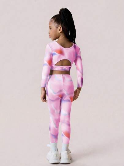 SHEIN طقم ملابس رياضية للفتيات الصغيرات، بتصميم ملون وزاهي وحيوي، توب بأكمام طويلة مع تصميم ظهر مفتوح + بنطلون، مناسب للتمرين الرياضي والارتداء اليومي والمناسبات الكاجوال