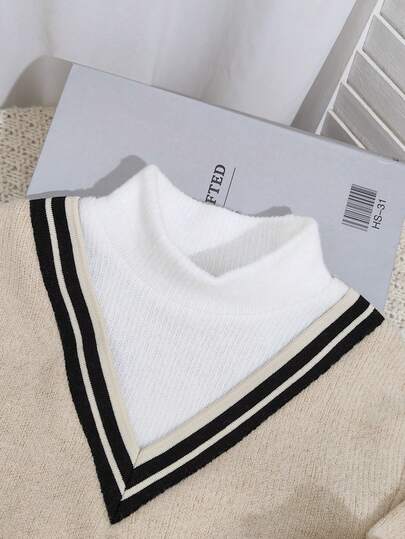 SHEIN Playful Pals مجموعة ملابس علوية وبنطلون طويل الأكمام مريحة للأطفال الصغار، مكونة من ملابس علوية بياقة عالية ذو تباين أبيض مع خطوط مضلعة بلون المشمش، وبنطلون ناعم، مناسبة للارتداء اليومي في فصلي الخريف والشتاء، قطعتان