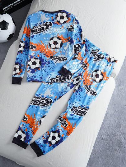 Captain Tsubasa X SHEIN طقم بيجاما مكون من ملابس علوية كم طويل بطبعة لاعب كرة قدم وبنطال للأولاد المراهقين، مريح وكاجوال، قطعتان