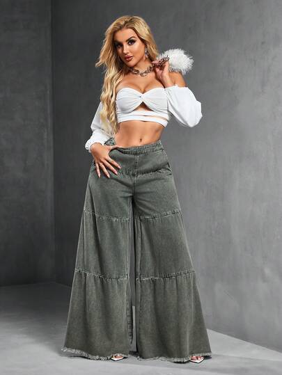 SHEIN SXY جينز نسائي بلون باهت بطراز صديقها السائب ذو تصميم مفكك الحافة ومرقع