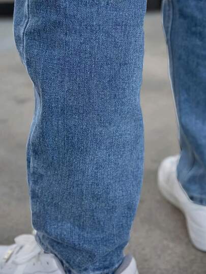 بنطلون جينز رجالي ضيق بقصة مناسبة للجميع المواسم