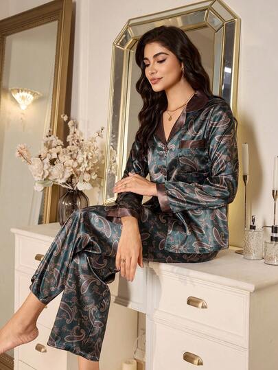 LuxeNights طقم بيجامة نسائي من السراويل والبلوزة طويلة الأكمام من الحرير الصناعي بتصميم زهرة الكاجو ذات الألوان المتباينة، ملابس خريف وشتاء