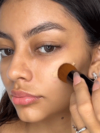 SHEGLAM Dew & Done ملون خفيف للبشرة مع Spf20-Caramel علامة تجارية جمال مكياج ميكب مستحضرات تجميل للنساء الفتيات مثالي لفصل الشتاء الربيع مثالي ل- Y2K أزياء أنيقة رمضان هدية حفلة جاهز أفضل لون