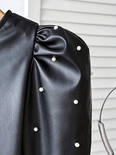 SHEIN جاكيت قصيرة مزودة بسحاب للفتيات الصغيرات، بياقة دائرية وأكمام راجلان، بلون أحادي عصري