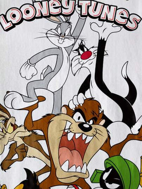 LOONEY TUNES X SHEIN قميص صيفي كاجوال للأولاد المراهقين مزين بطباعة الحروف والحيوانات الكرتونية وتصميم مرقع مع شريط مخطط
