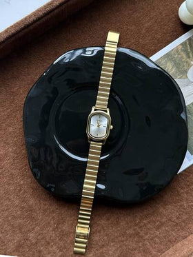 ساعة نسائية كوارتز ذات سوار من البامبو الذهبي بطراز رجعي بيضاوي الشكل، أنيقة ومتقنة، مناسبة للارتداء اليومي، هدية عيد ميلاد، الحفلات وغيرها من المناسبات