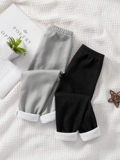 SHEIN اشتر واحد واحصل على واحد مجانًا، 2 عبوة من جوارب رياضية كاجوال للبنات الصغيرات مع زخارف بنقوش صغيرة، مناسبة لحفلات عيد الميلاد وحفلات المساء والعروض والأعراس والمعمودية، مناسبة للارتداء اليومي والسفر والرياضة، مناسبة للخريف والشتاء