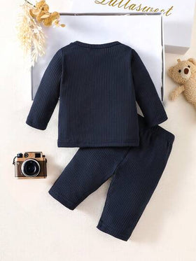 SHEIN ملابس أساسية للطفل الرضيع الذكر، ملابس علوية ذات نسيج مزخرف بنمط الدب مع تصميم جيب