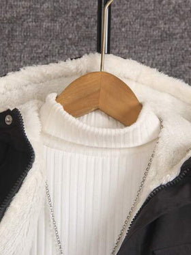 SHEIN Streecool Kids معطف أسود مبطن بقلنسوة للأولاد من عمر 4-7 سنوات، مناسب للخريف والربيع والشتاء