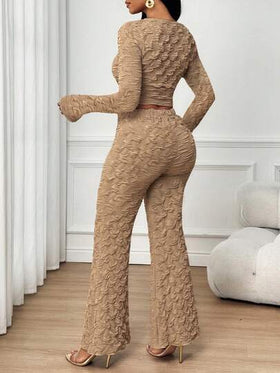 SHEIN Lady طقم ملابس علوية وبنطلون بأكمام واسعة وياقة مستديرة مصنوع من نسيج مضلع على الطراز الأوروبي والأمريكي، موضة قطعتين