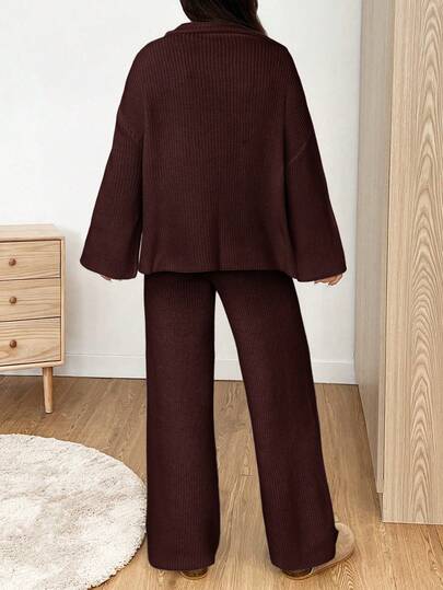 SHEIN EZwear بدلة كاجوال من قطعتين تتكون من كنزة صوفية بسحاب وكتف منسدل بلون بني القهوة وبنطال مصنوع من الأقمشة المحبوكة، مناسبة للخريف والشتاء