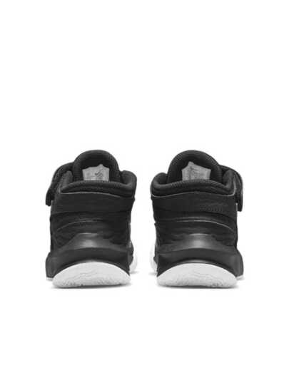 حذاء كرة السلة Nike Team Hustle D 10 FlyEase مريح ومتعدد الاستخدامات، مضاد للانزلاق، مقاوم للصدمات، مقاوم للتآكل، متوسط الارتفاع للأطفال، باللونين الأسود والفضي