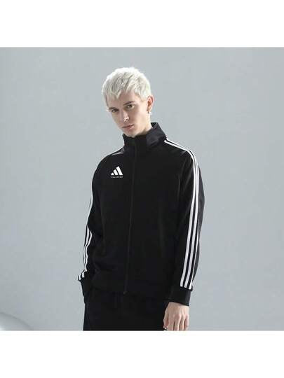 Adidas جاكيت رياضية مزينة برسومات حرفية وشريط جانبي مع سحاب