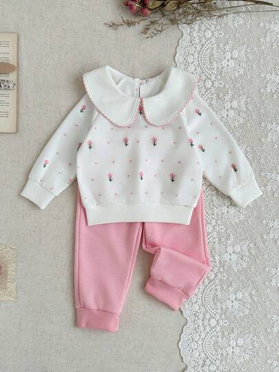 SHEIN مجموعة ملابس بنات رضع للخريف/الشتاء، عودة إلى المدرسة، من 3 أشهر إلى 3 سنوات، ملابس علوية كاجوال بياقة مكشكشة وأكمام راجلان مطبوعة بزهور بأسلوب كوري لطيف، وبنطلون رياضي وردي مرن الخصر، ناعم وأنيق، مناسب للخروج والمنزل، ويمكن استخدامه كهدية