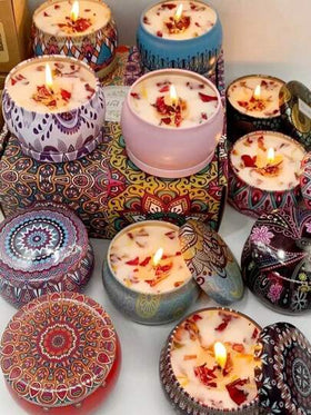 مجموعة شموع معطرة، تأتي مع صندوق هدايا ملون، مجموعة متنوعة من تركيبات العطور، رائحة لطيفة وغنية، خالية من الدخان، وقت احتراق طويل - هدية عيد الميلاد المثالية للعائلة والأصدقاء، كما أنها مناسبة لشموع عيد الميلاد وشموع العطلات وشموع العطور المنزلية وهدايا ا