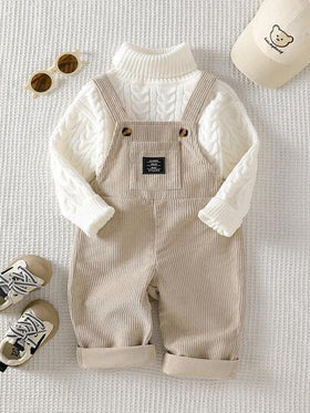 SHEIN Playful Pals جمبسوت قطيفة للأطفال الرضع من 0-3 سنوات مطرزة بحرف، لون كاكي، مناسبة للخروجات والمناسبات الكاجوال وحفلات عيد الميلاد