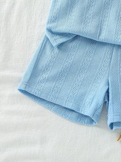 SHEIN Vintaside Kids مجموعة أزرق للأطفال الرضع من 0-3 سنوات، بنطلون قصير مع ملابس علوية كم قصير مطابق، بتصميم بسيط بدون نقشات، فضفاض، مناسب للخروجات والاستخدام المنزلي والرياضة الخفيفة، ملابس صيفية للأطفال، ملابس خارجية للأطفال