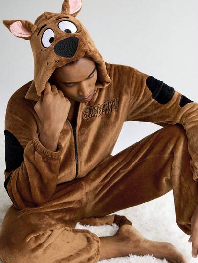 SCOOBY-DOO X SHEIN جمبسوت رجالية كاجوال مطرزة بحرف وكلب، بيجامات شتوية بنية فاخرة ودافئة