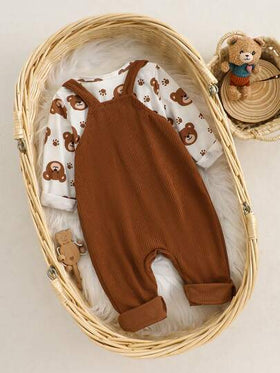 SHEIN Playful Pals مجموعة ملابس طفل ولد مكونة من 2 قطعة، بدلة طويلة الأكمام + سروال بيب، مطرزة بالدب والحرف، بدلة كاجوال كرتونية، بدلة طفل دب بني، ملابس طفل صغير، ملابس طفل ولد حديث الولادة من 1 شهر إلى 18 شهر، ملابس طفل ولد حديث الولادة