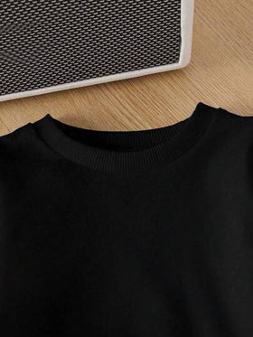 SHEIN طقم ملابس علوية ذات رقبة دائرية وبنطال كاجوال بيبي من قطعتين، لون أحادي