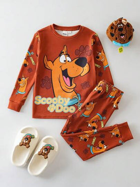 SCOOBY-DOO X SHEIN مجموعة بيجاما كاجوال مرنة تتكون من ملابس علوية كم طويل بطبعة كرتونية لصبي وسروال ضيق، 2 قطعة