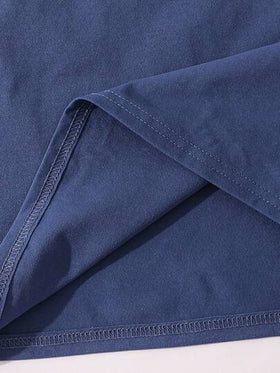SHEIN مجموعة بيجامة أطفال/مراهقين من الأولاد بتصميم كاجوال مريح بلون أحادي، قميص بياقة مستديرة وأزرار وأكمام قصيرة، وبنطلون فضفاض بطبعة منقوشة، ملابس منزلية