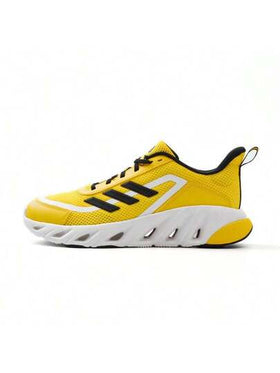 Adidas أحذية رياضية رجالية من أديداس، أحذية جري، أحذية سفر وأحذية كاجوال جديدة