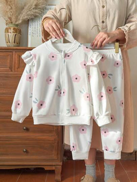 Vintaside Kids طقم جاكيت وبنطلون كاجوال مطبوع مناسب للفتاة في فصل الخريف/الشتاء، بياقة دائرية بتصميم بسيط وكاجوال، مناسب للتخييم والارتداء المنزلي، مريح وعملي لفصل الخريف، وظيفي وأنيق للوقت الحر في الخارج أو المنزل