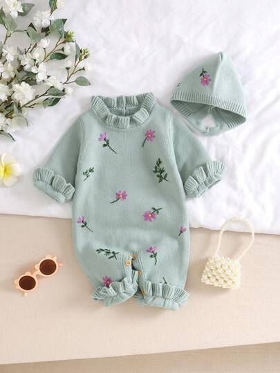 SHEIN Vintaside Kids مجموعة طفل بيج 2 قطعة: رومبير رومبر مطرزة بياقة دانتيل + قبعة، تصميم أنيق وحلو