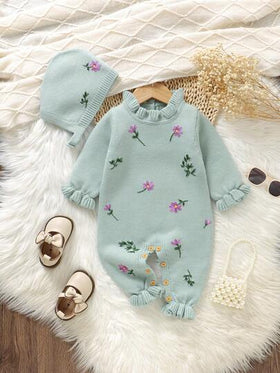 SHEIN Vintaside Kids مجموعة طفل بيج 2 قطعة: رومبير رومبر مطرزة بياقة دانتيل + قبعة، تصميم أنيق وحلو