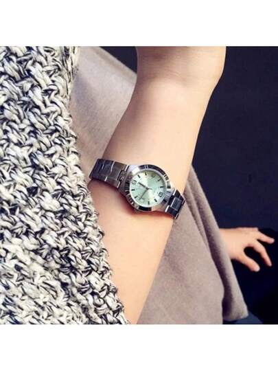 Casio ساعة كاسيو للنساء، قرص أزرق، سوار من الفولاذ المقاوم للصدأ، حالة دائرية، كوارتز تناظري، مقاوم للماء، ساعة كاسوال يومية للنساء والفتيات.