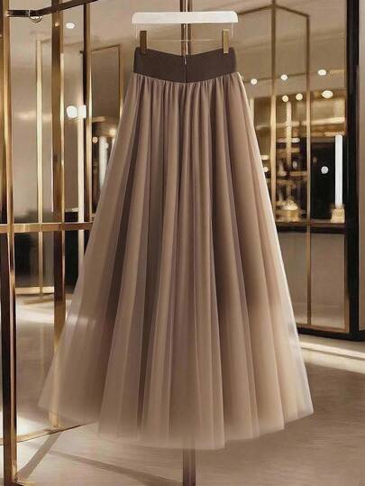 SHEIN PETITE تنورة كاجوال للنساء مزينة بأزرار وقطع شبكية أنيقة للارتداء اليومي