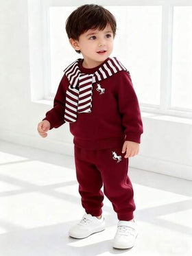 SHEIN Playful Pals 3 قطع طقم ملابس شتوية للأطفال الرضع الصبيان، يتكون من بلوزة رقبة طاقم مطرزة بنمط مبطنة حرارياً وبنطال ذو طوق شال مخطط، مجموعة ملابس كاجوال للأطفال الرضع في فصل الخريف والشتاء