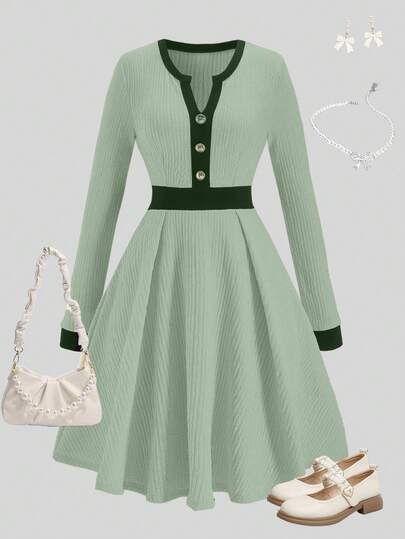 SHEIN فستان محبوك مناسب للمراهقات، ذو رقبة على شكل حرف V وأزرار معدنية للزينة، أكمام طويلة، مناسب للحفلات والأنشطة الخارجية في فصلي الخريف والشتاء
