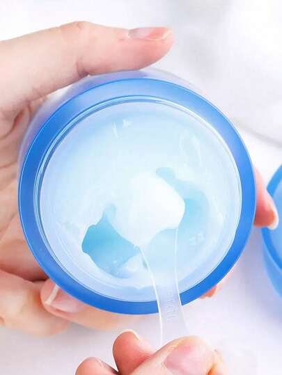 Laneige قناع نوم مرطب 70 مل، ذو قوام جل خفيف وغير لزج، ترطيب ليلي للحصول على بشرة ناعمة ولامعة، مناسب لأنواع البشرة العادية إلى الجافة، 70 مل/2.37 أونصة سائلة