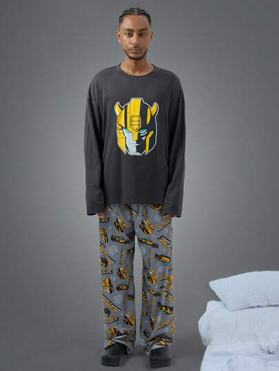 Transformers X SHEIN طقم ملابس منزلية للرجال طويلة الأكمام مطبوعة بطباعة الروبوت وبنطلون، ملابس شتوية