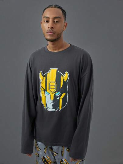 Transformers X SHEIN طقم ملابس منزلية للرجال طويلة الأكمام مطبوعة بطباعة الروبوت وبنطلون، ملابس شتوية