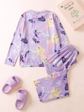 My Little Pony X SHEIN طقم بيجاما للفتيات المراهقات مكون من ملابس علوية رقبة دائرية مطبوعة بطبعة حلوة حالمة وبنطلون، لون بنفسجي فاتح، للخريف/الشتاء