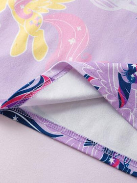 My Little Pony X SHEIN طقم بيجاما للفتيات المراهقات مكون من ملابس علوية رقبة دائرية مطبوعة بطبعة حلوة حالمة وبنطلون، لون بنفسجي فاتح، للخريف/الشتاء