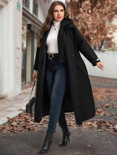 SHEIN Clasi معطف قطني مبطن طويل مقلم بأكمام طويلة للنساء ذوات الأشكال المنحنية والمقاسات الكبيرة، باللون الأسود الأساسي. يتميز بياقة هودي على شكل بدلة، جيبين مزدوجين، جودة عالية، دافئ، مريح، محتفظ بالحرارة، مناسب لعدة مناسبات، موديل جديد 2025
