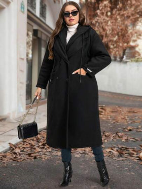 SHEIN Clasi معطف قطني مبطن طويل مقلم بأكمام طويلة للنساء ذوات الأشكال المنحنية والمقاسات الكبيرة، باللون الأسود الأساسي. يتميز بياقة هودي على شكل بدلة، جيبين مزدوجين، جودة عالية، دافئ، مريح، محتفظ بالحرارة، مناسب لعدة مناسبات، موديل جديد 2025