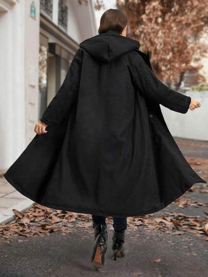 SHEIN Clasi معطف قطني مبطن طويل مقلم بأكمام طويلة للنساء ذوات الأشكال المنحنية والمقاسات الكبيرة، باللون الأسود الأساسي. يتميز بياقة هودي على شكل بدلة، جيبين مزدوجين، جودة عالية، دافئ، مريح، محتفظ بالحرارة، مناسب لعدة مناسبات، موديل جديد 2025