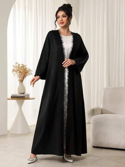 Al Najma عبايات رداء أنيق بتطريز من الخرز والدانتيل باللون الأسود
