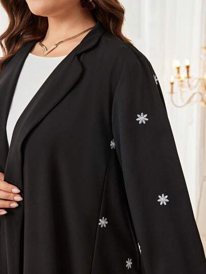 Al Najma رمضان عباءة عربية أنيقة مطرزة بتصميم قطع ملائمة للمقاسات الكبيرة، بأكمام طويلة وفضفاضة