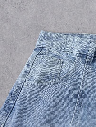 Manfinity Denimwave بنطلون جينز كاجوال فضفاض مهترئ مع تصميم رقعة جرافيكي للرجال