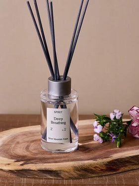 Cirelle قطعة واحدة من طقم موزع العطر بدون لهب مع زيت أساسي، مناسب للعطور الداخلية. إنه زخرفة موزع عطر من الخيزران، كما أنه قابل للاستخدام لإزالة الروائح وبث العطور في الحمام.