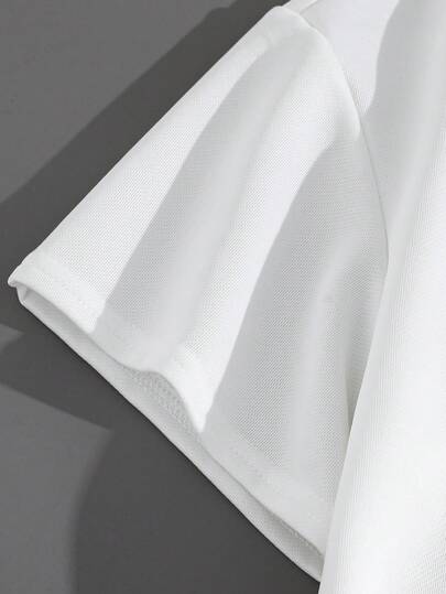 SHEIN مجموعة بنطلون وتيشيرت بأكمام قصيرة وياقة دائرية بتصميم كاجوال وشارع مناسب للمراهقات، مريح ومتعدد الاستخدامات للتنقل والمدرسة والاستخدام اليومي والعطلات والتدريب والحفلات، مناسب للربيع والصيف